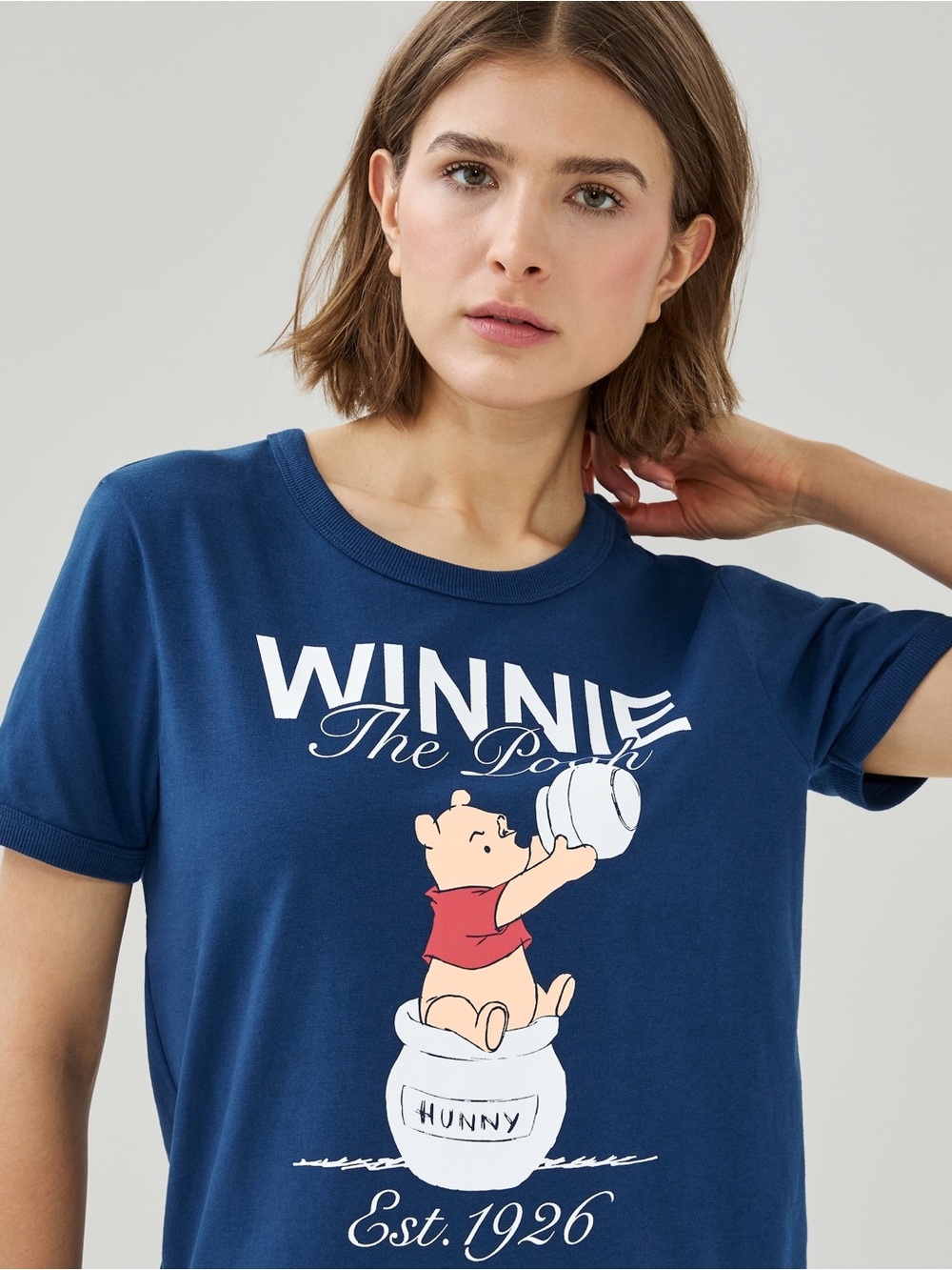 Navy Blue Winnie the Pooh Graphic Tee in XS
